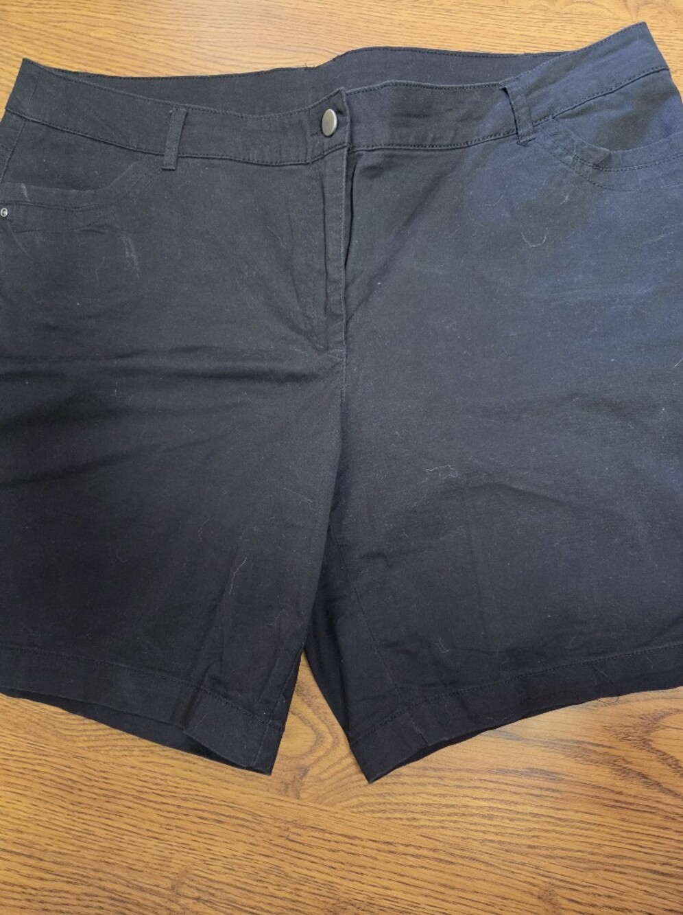 Briggs New York Black Mid-Rise Stretch Bermuda Shorts Size 16W